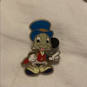 jiminy cricket disney pin